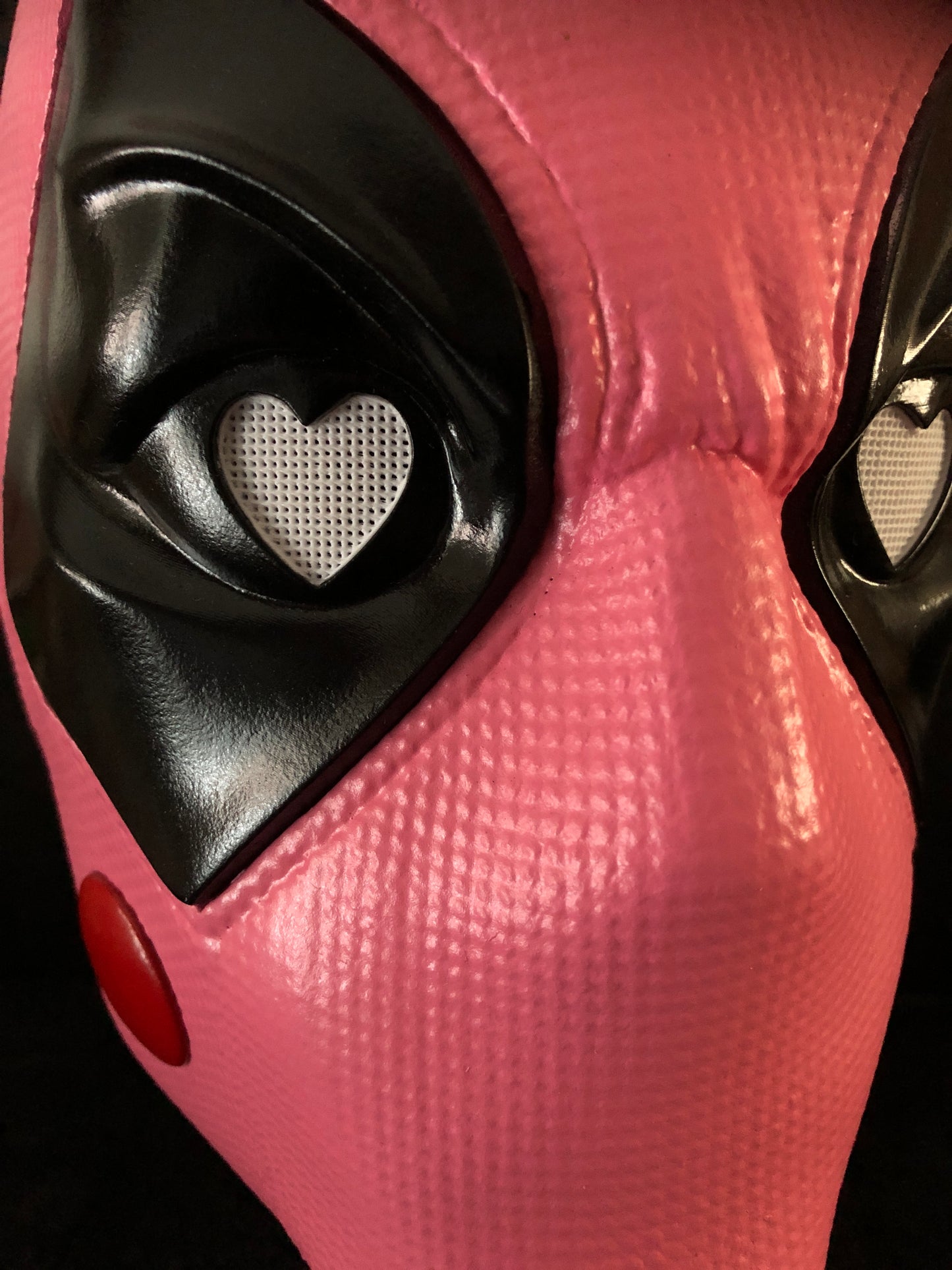 DEADPOOL - Pikapool Helmet (Pink Hearts)