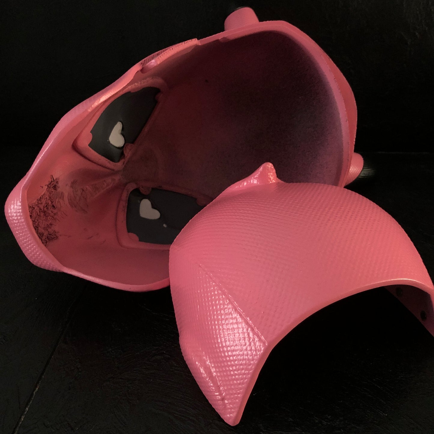 DEADPOOL - Pikapool Helmet (Pink Hearts)